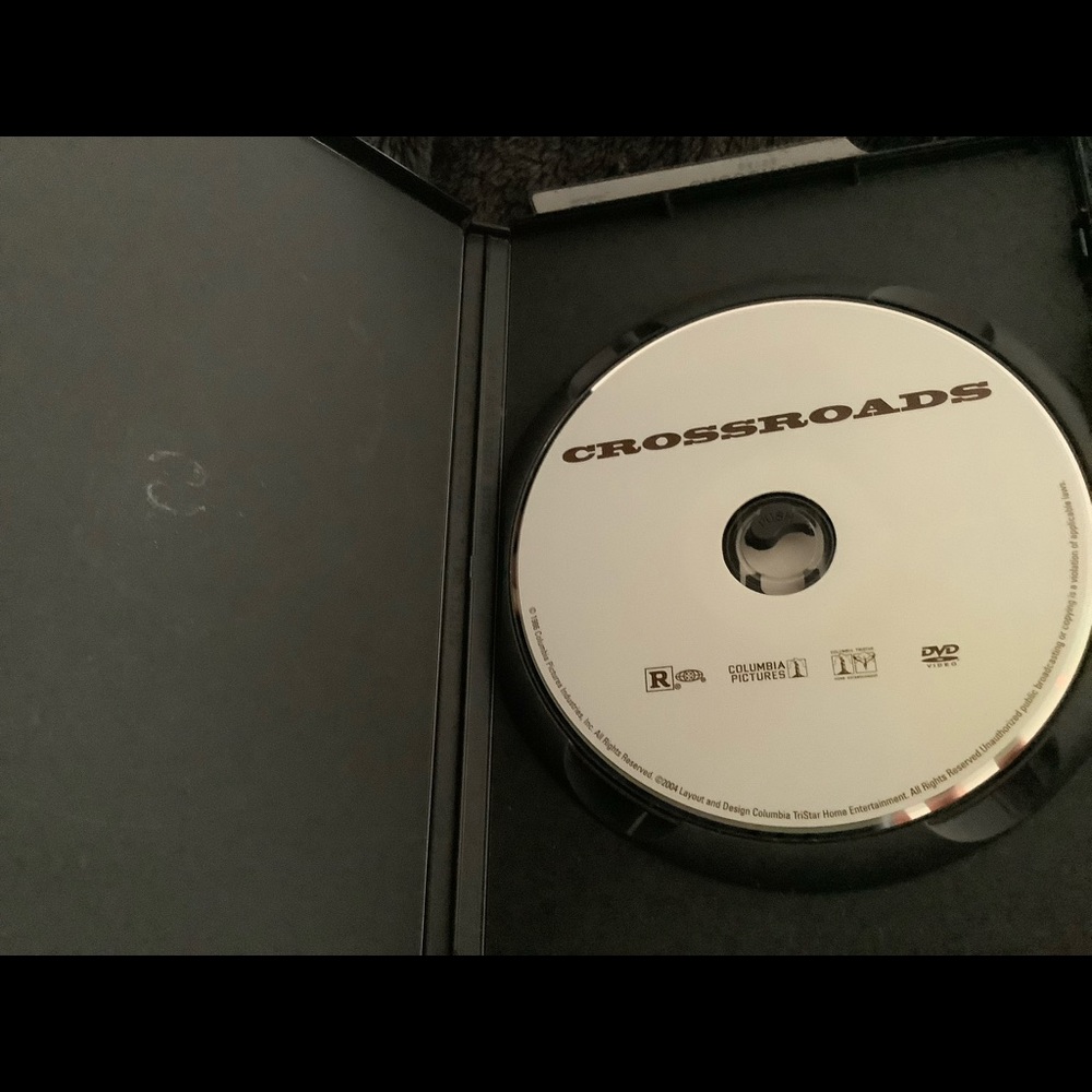Crossroads DVD - Picture 6 of 8